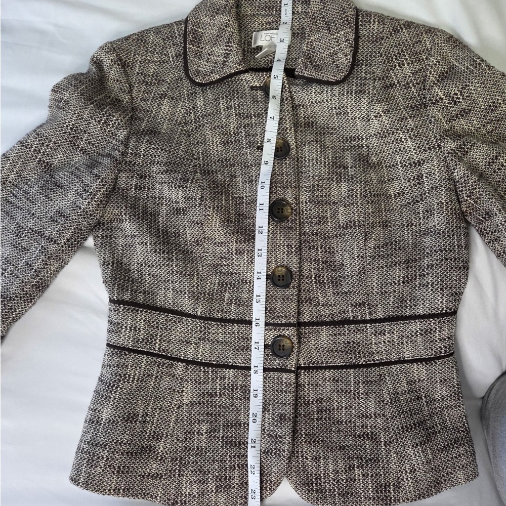 ANN TAYLOR LOFT
Brown and Cream Tweed Skirt Set - Picture 10 of 14